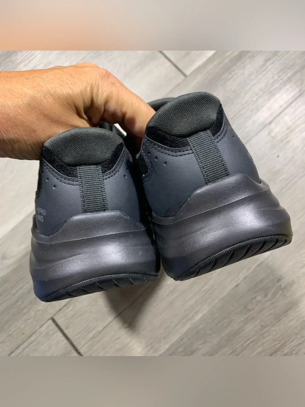 Skechers Slip-ins: Contour Foam - Cozy Fit Cordelux Black NWOT SIZE 8.5